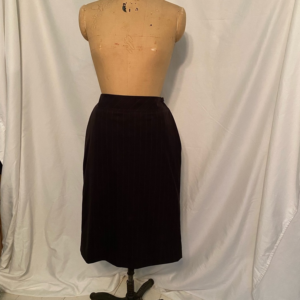 Faconnable Black Pencil Skirt Knee-length for Work